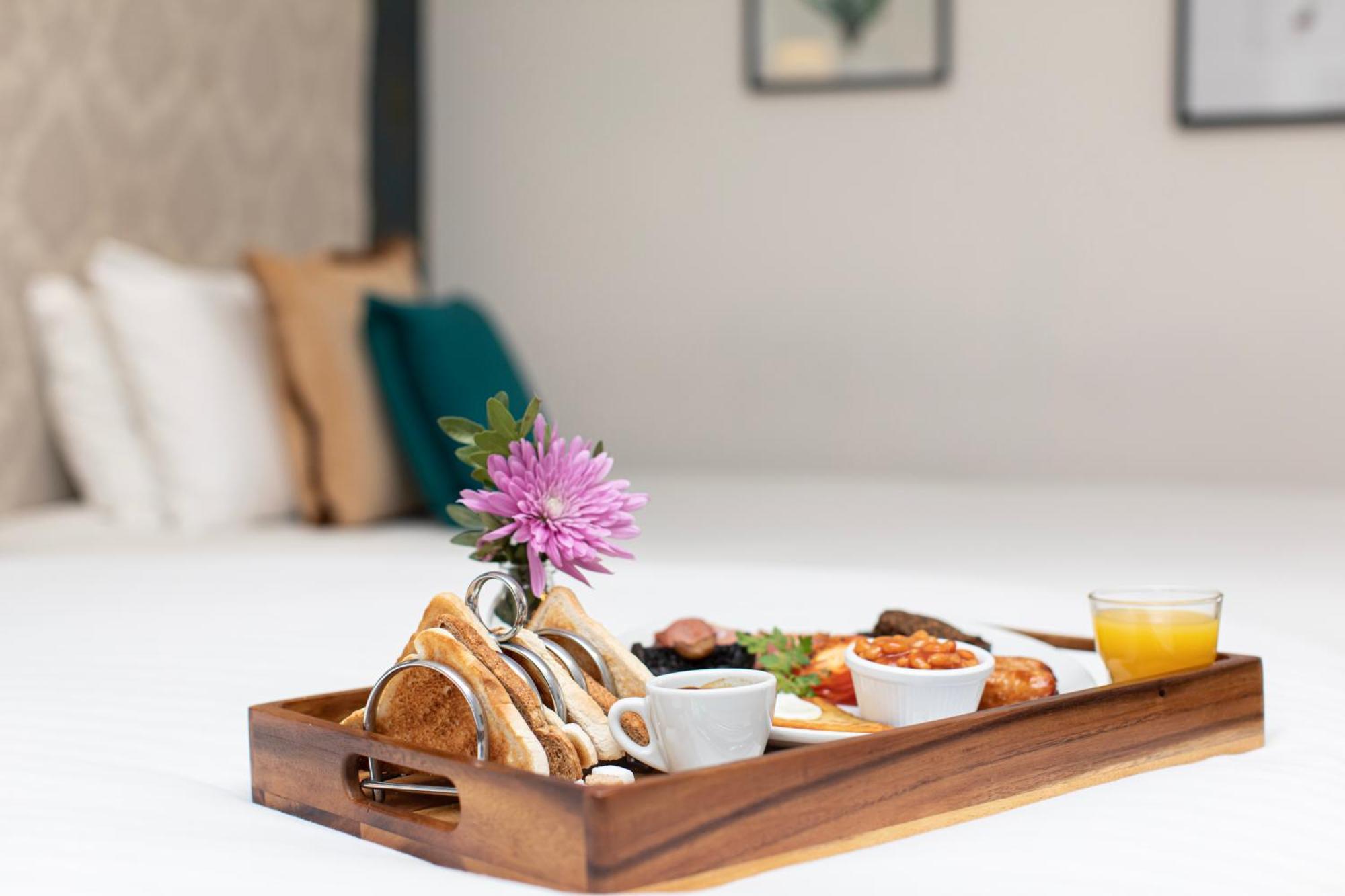 Scotland'S Spa Hotel ピトロクリー エクステリア 写真