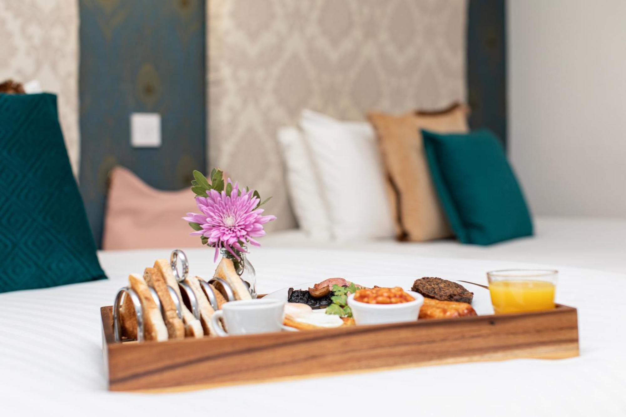 Scotland'S Spa Hotel ピトロクリー エクステリア 写真