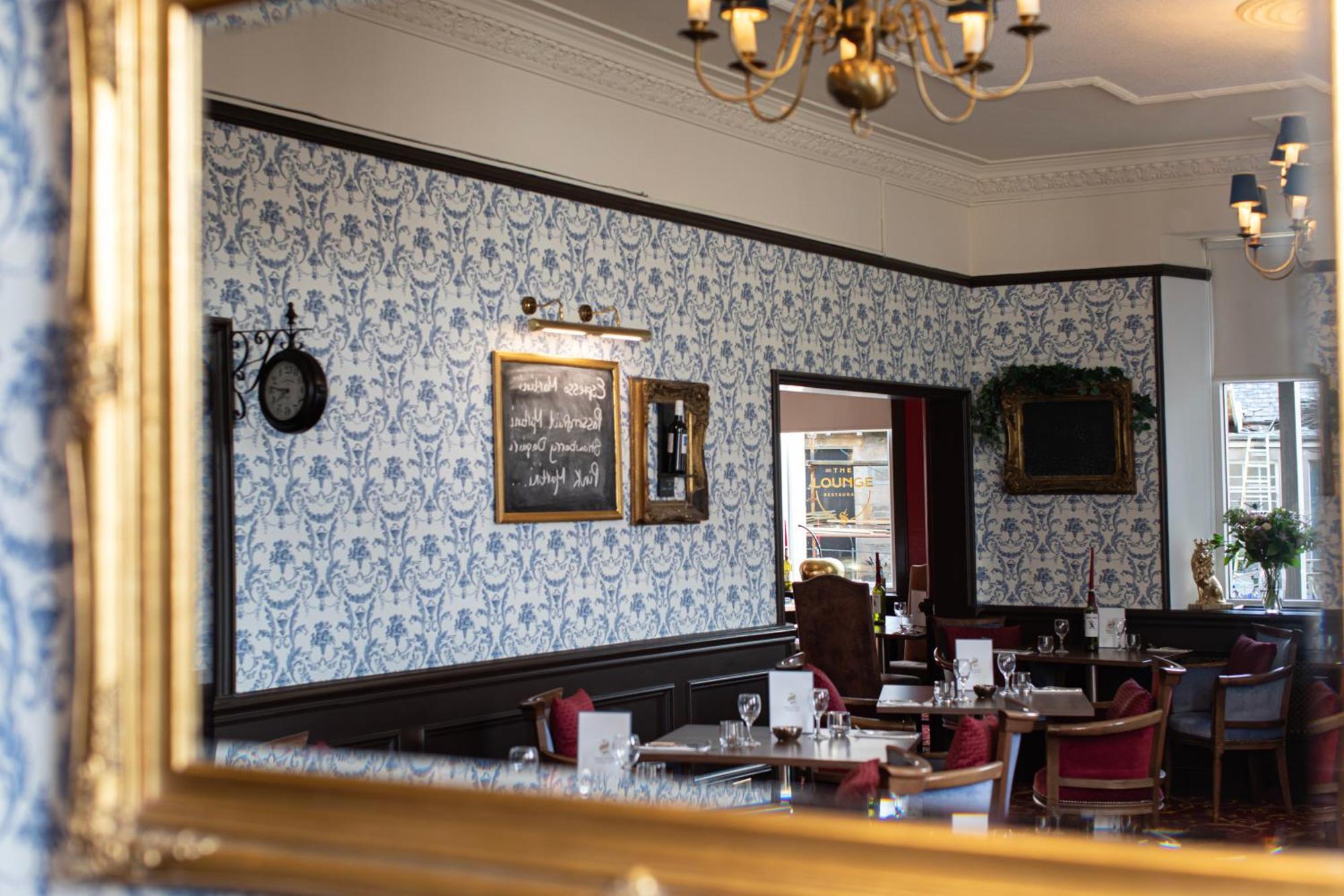 Scotland'S Spa Hotel ピトロクリー エクステリア 写真