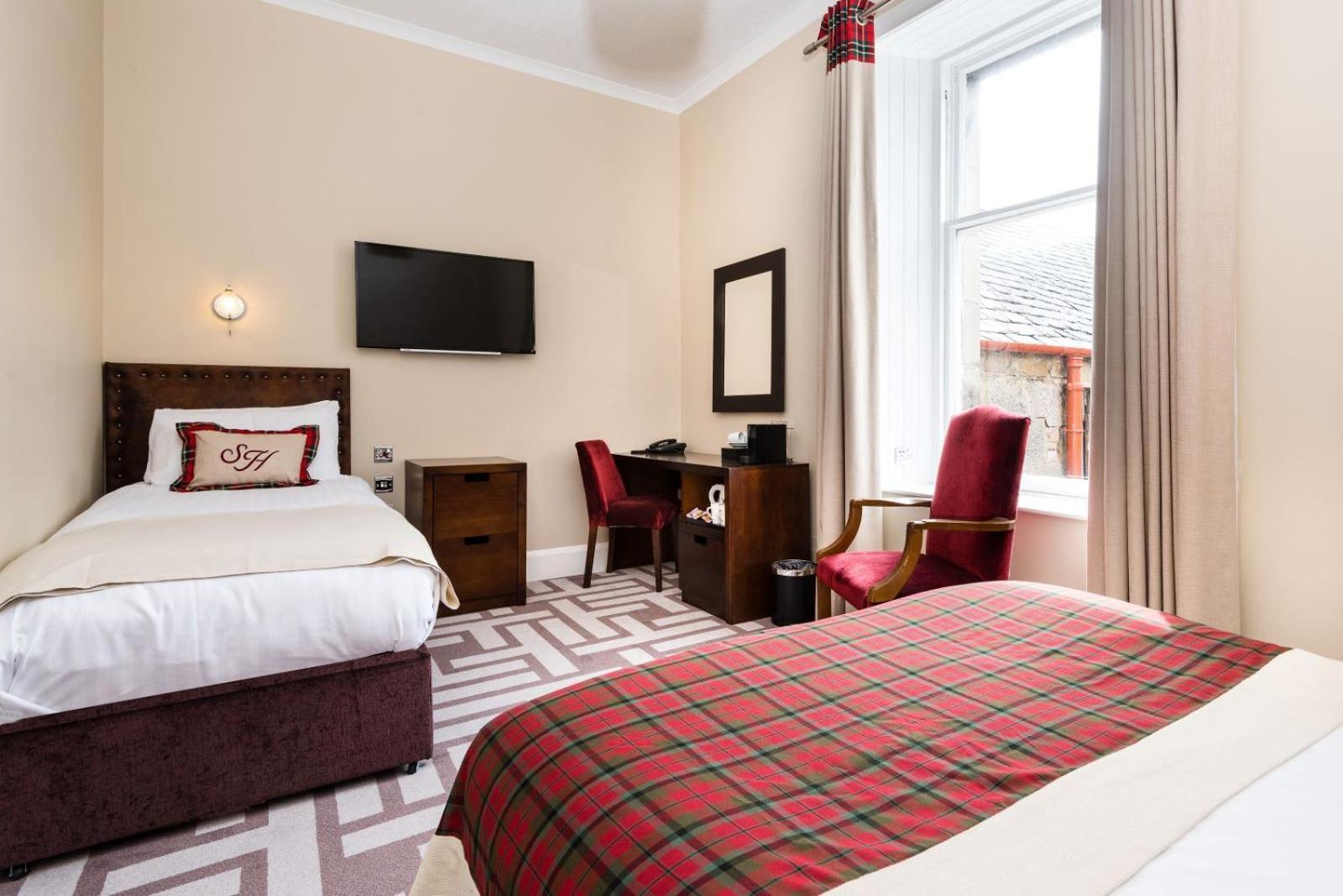 Scotland'S Spa Hotel ピトロクリー エクステリア 写真